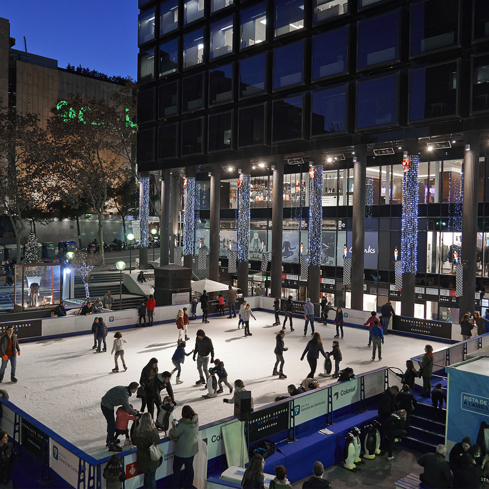 Pedralbes Centre opens the city’s New York-style ice rink | Barcelona Shopping City