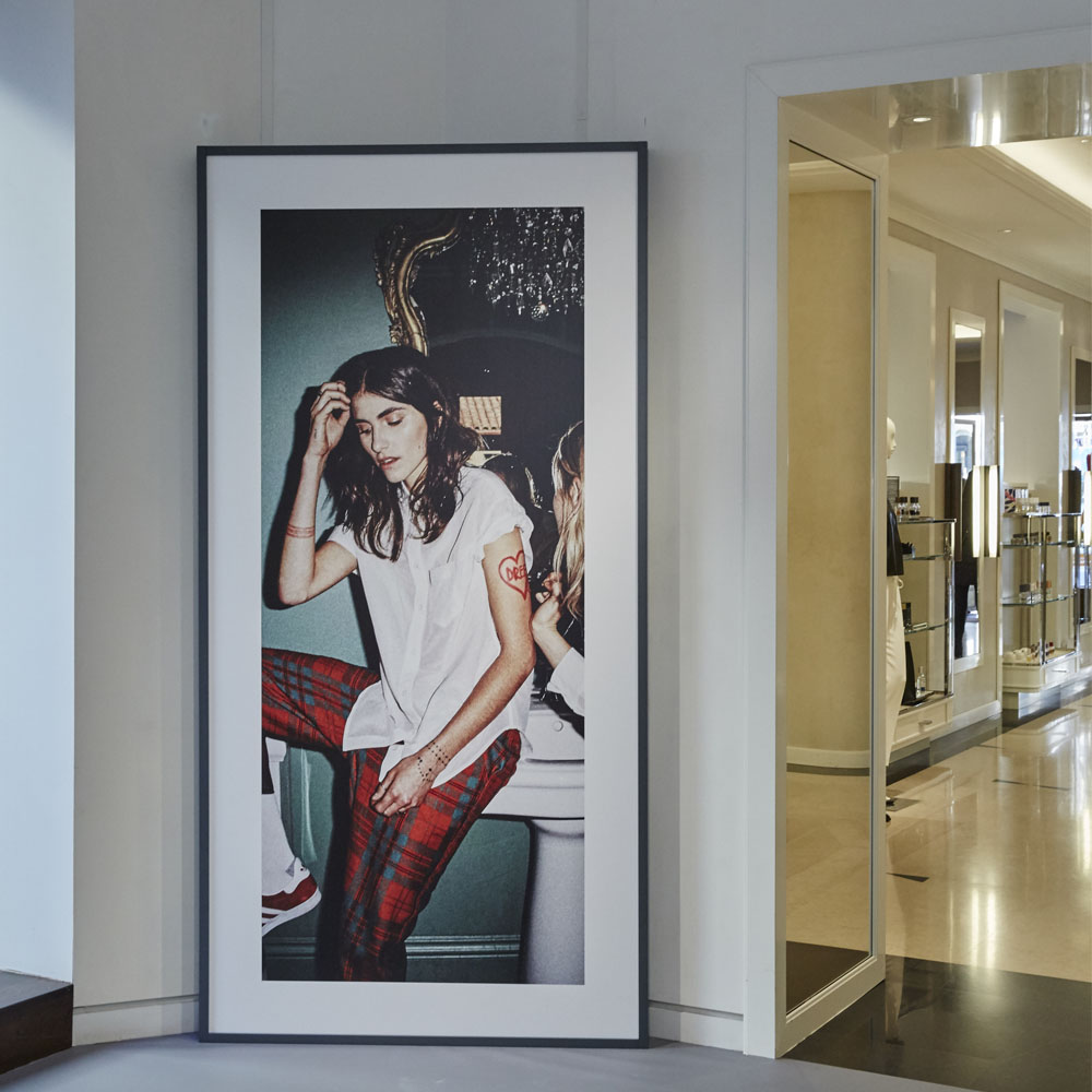 Santa Eulalia acull la pop-up store de EQUIPMENT de Kate Moss | Barcelona Shopping City