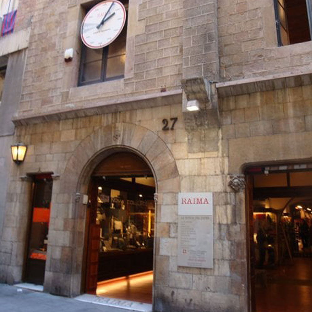 RAIMA paper, art i valor solidari | Barcelona Shopping City