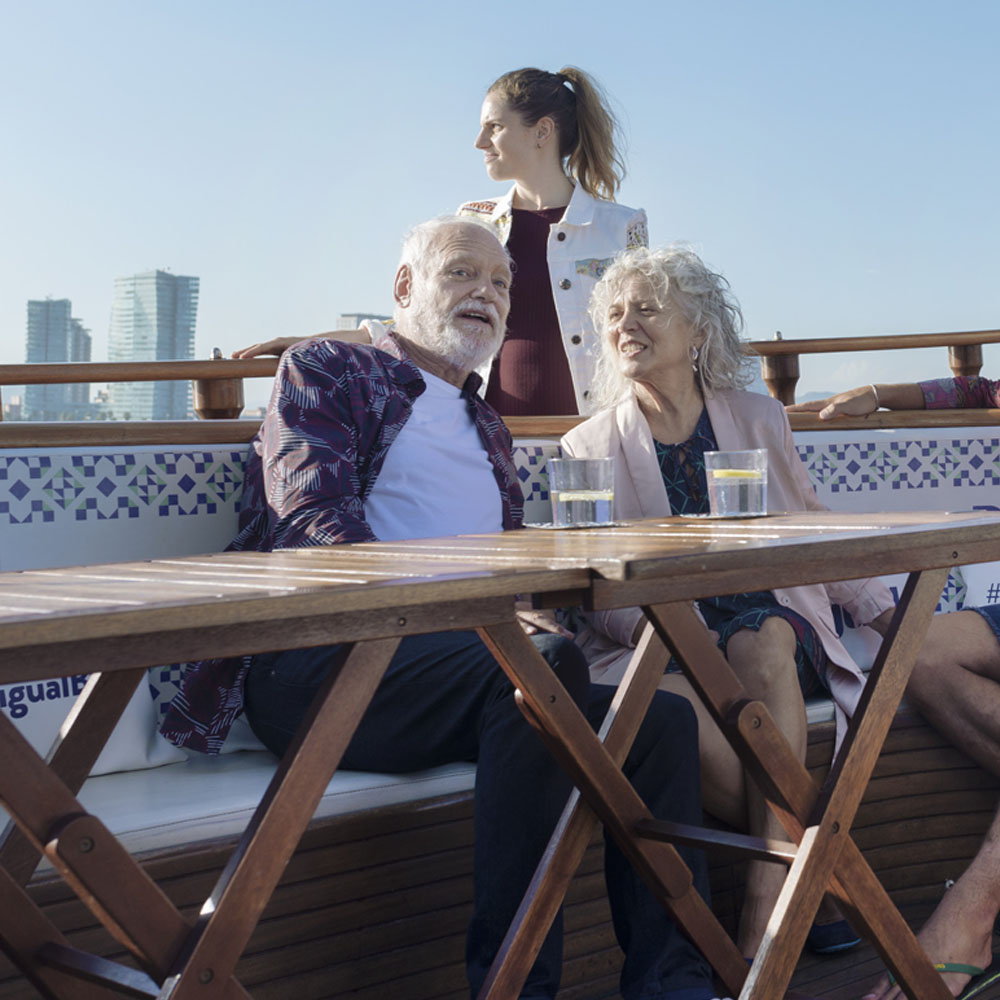Look at Barcelona from the sea with Desigual | Barcelona Shopping City
