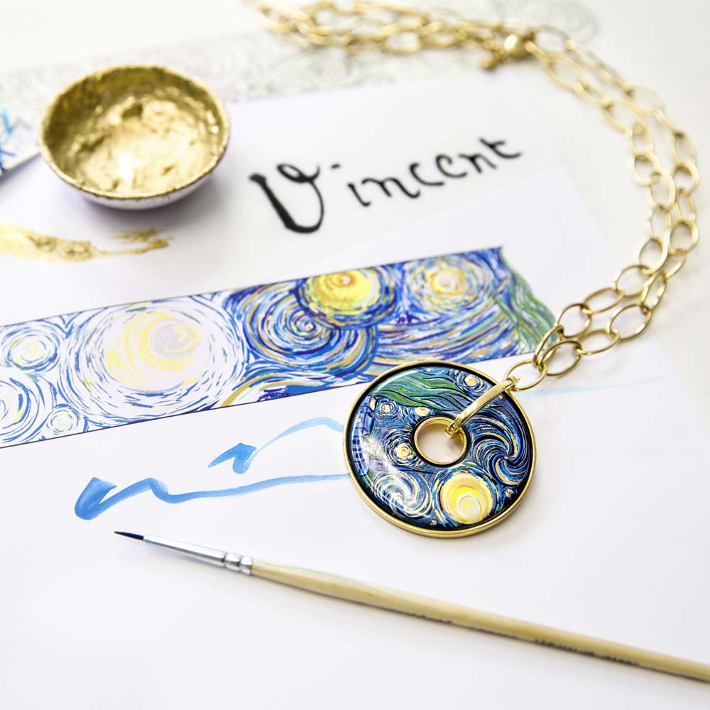 FREYWILLE: Discover its new collection Hommage à Vincent Van Gogh | Barcelona Shopping City