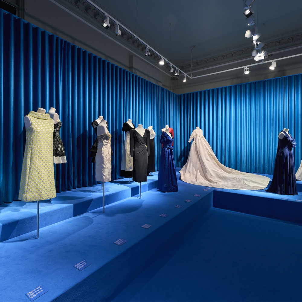 Santa Eulalia celebrates its 180th anniversary with an exhibition about the golden age of haute couture | Barcelona Shopping City