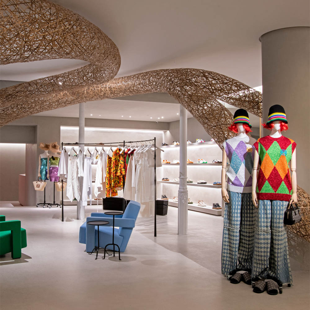 Loewe | Barcelona Shopping City | Complementos, Moda y Diseñadores
