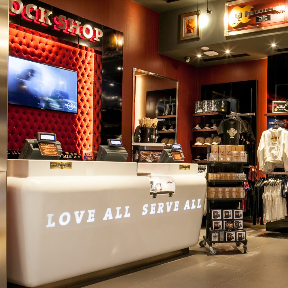 Hard Rock Cafe Barcelona Rock Shop | Barcelona Shopping City | Compléments, Mode et Stylistes