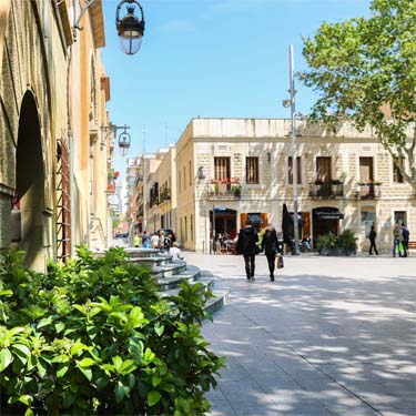 Sants - Les Corts Eix Comercial | Barcelona Shopping City | Tienda