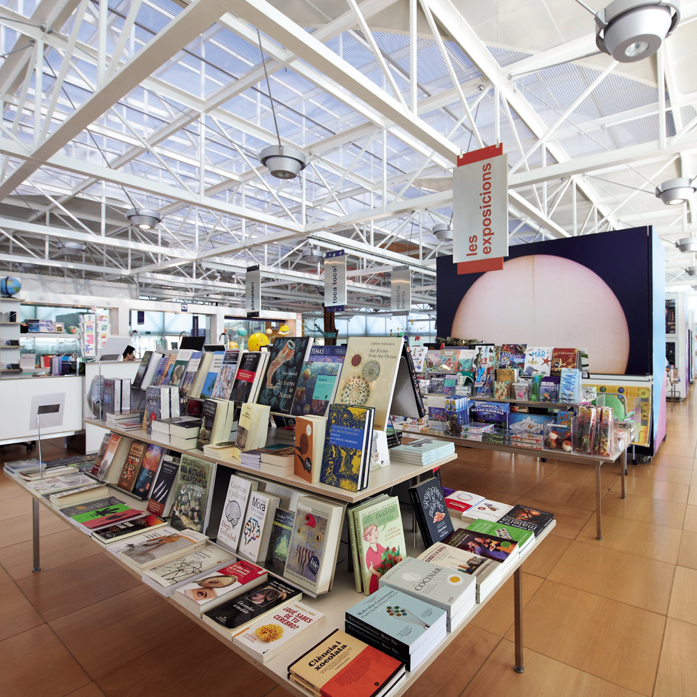 Laie Cosmocaixa | Barcelona Shopping City | Librerías y tiendas de museos