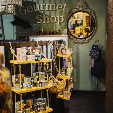 Gastronomic Souvenirs Barcelona | Barcelona Shopping City | Handicrafts and gifts