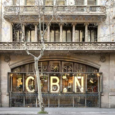 Cubiñá | Barcelona Shopping City | Exclusive luxury shopping